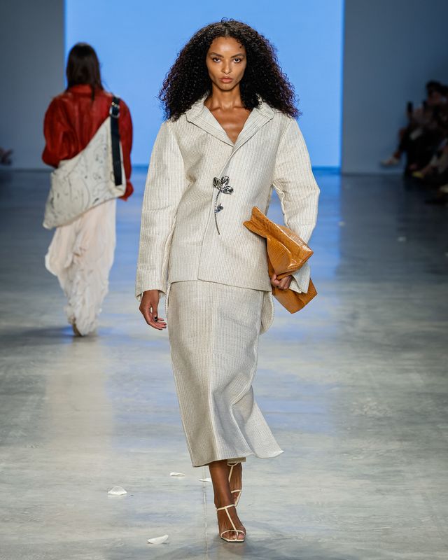 Moda | semanas de moda | moda 2025 | tendências de moda | estilo | consultoria de estilo | consultora de estilo | consultora de moda | desfiles | marina bitu | spfw | São Paulo Fashion Week