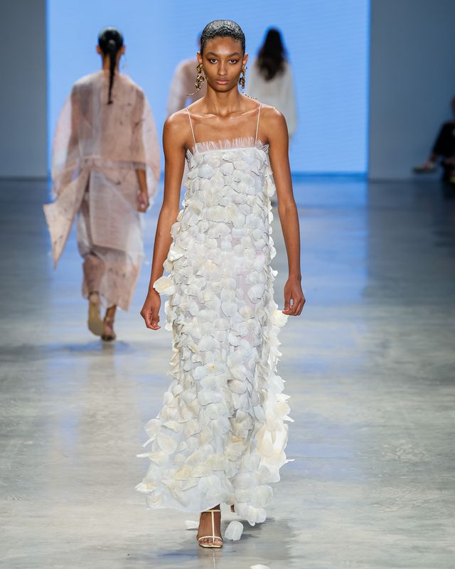 Moda | semanas de moda | moda 2025 | tendências de moda | estilo | consultoria de estilo | consultora de estilo | consultora de moda | desfiles | marina bitu | spfw | São Paulo Fashion Week