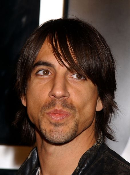 entretenimento | aniversariante do dia | Anthony Kiedis | vocalista do Red Hot Chili Peppers | cantores | bandas norte-americanas | bandas californianas | Anthony Kiedis aniversariante de 1 de novembro | celebridades do signo de Escorpião | Aniversariante do dia