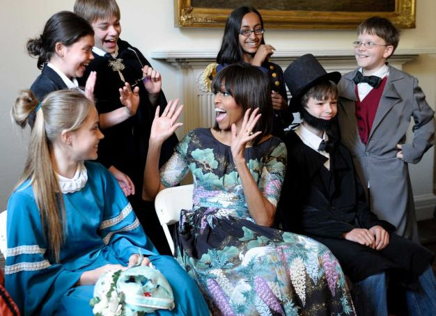 blog de moda | looks das celebridades | Michelle Obama | Moda | roupas | roupa | sobre moda | vestido | moda roupa | roupa da moda |  blusas | vestidos de festa | vestido para festa | roupas da moda | estilo de Michelle Obama | vestido preferido de Michel