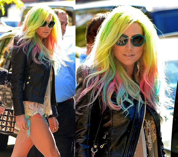 blog de moda | beleza | sobre beleza | cabelos | beleza cabelo | cabelos coloridos | californiana | Kesha | famosas que mudam de visual | Kesha de cabelo colorido