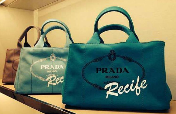blog de moda | moda | compras | bolsas | Prada Recife | homenagem bolsa Prada Recife | recifenses não gostam da bolsa Prada feita em sua homenagem
