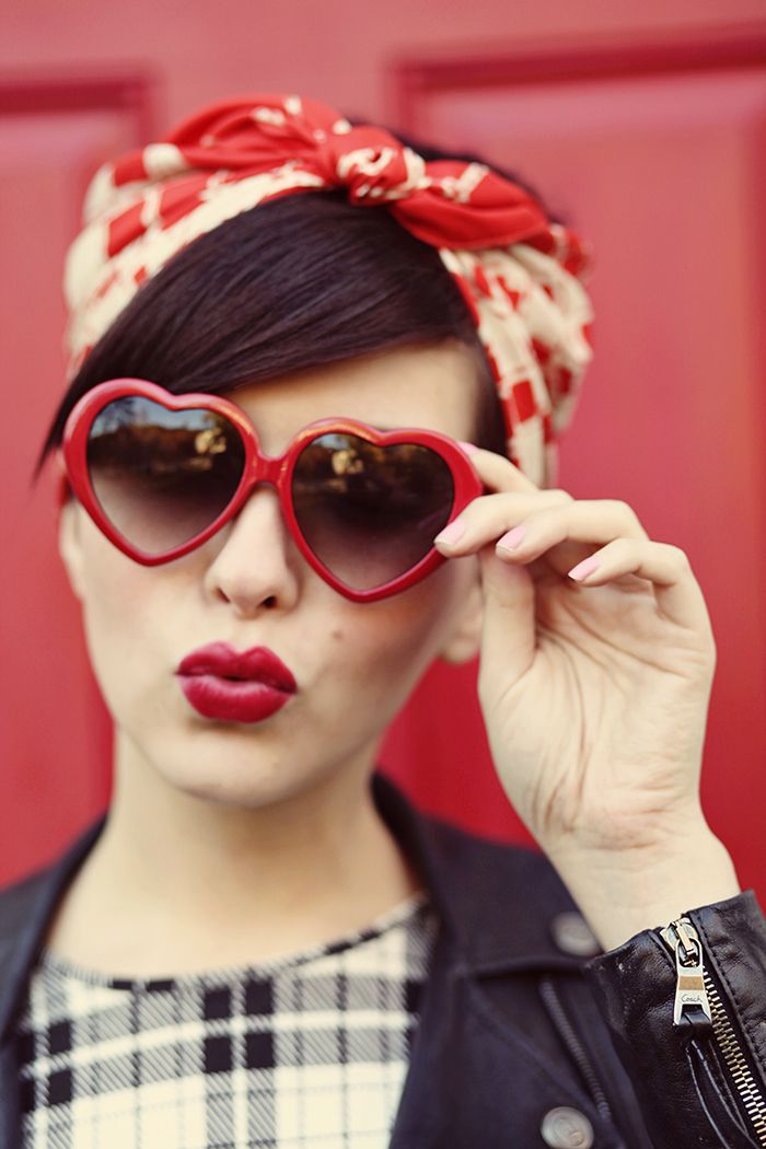 moda | dicas de moda | consultoria de moda | trend alert | óculos em forma de coração | óculos em formato de coração | heart glasses | como usar óculos de coração | verão 2015